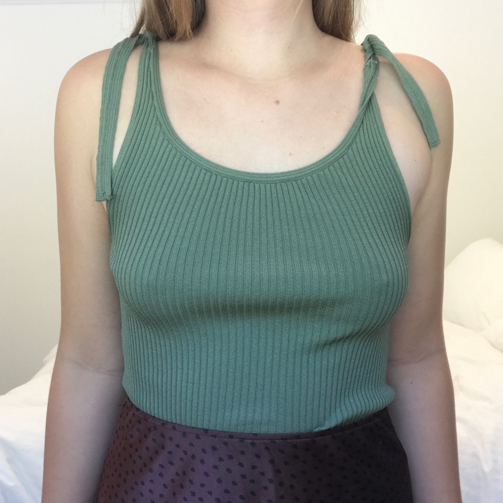 HM ribbed tie top green tank
